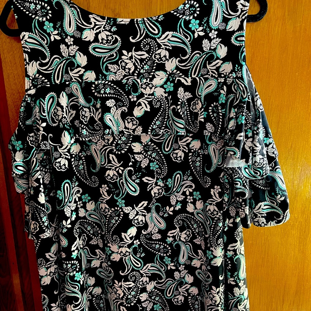 Plus size Tunic, Coke Shoulder, Size 3X